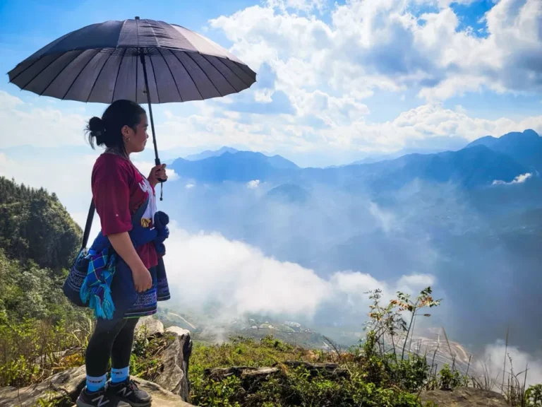 Sapa Sisters Sy overlooking the valley