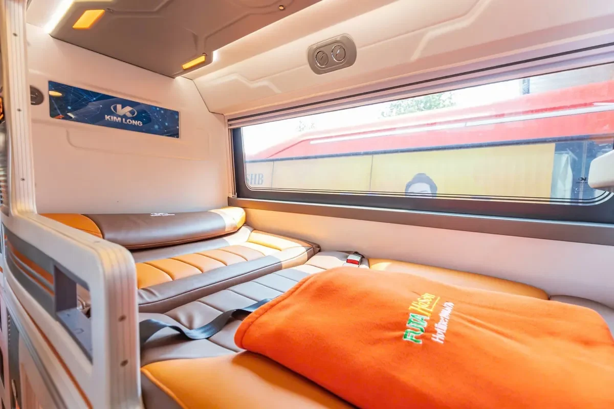 wip-cabin-bus2 Bed inside a wip-cabin bus to Sapa